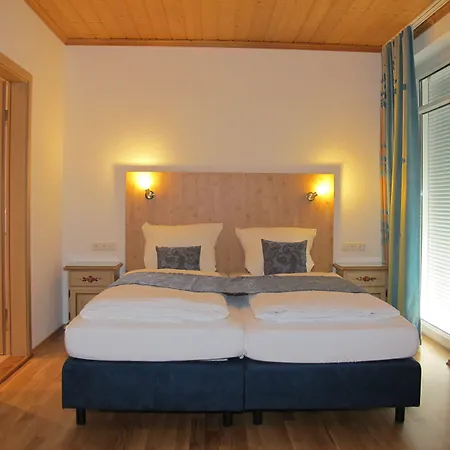 Garni Almenrausch Und Edelweiss Γκάρμις-Παρτενκίρχεν