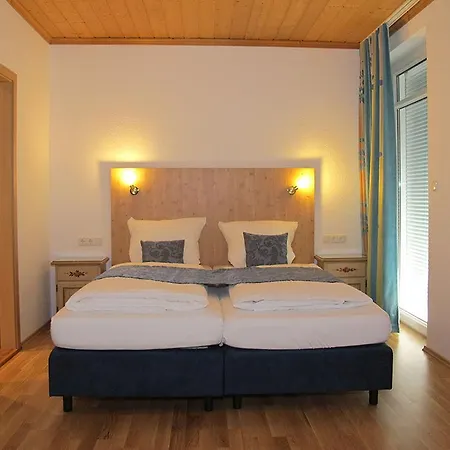 Garni Almenrausch Und Edelweiss Hotel
