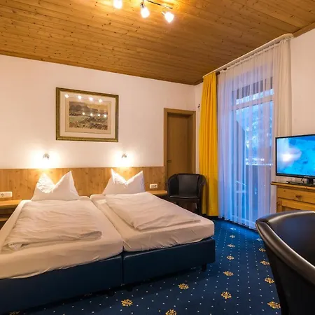 Garni Almenrausch Und Edelweiss Hotel