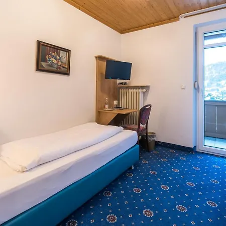 Garni Almenrausch Und Edelweiss Hotel 3*