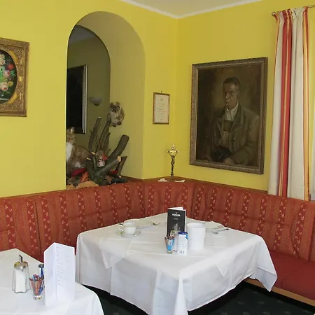 Hotel Garni Almenrausch Und Edelweiss Garmisch-Partenkirchen