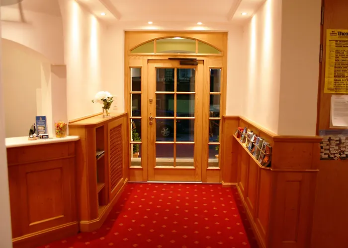 Garni Almenrausch Und Edelweiss 3*