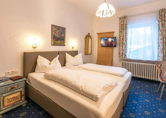 Garni Almenrausch Und Edelweiss 3* Гарміш-Партенкірхен