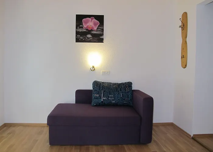 Готель Garni Almenrausch Und Edelweiss 3*