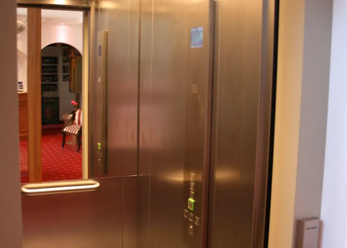 Garni Almenrausch Und Edelweiss 3*