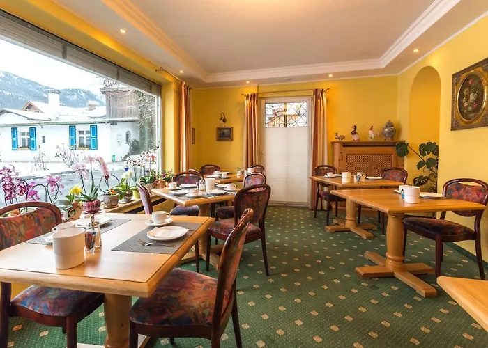 Garni Almenrausch Und Edelweiss 3* Гарміш-Партенкірхен