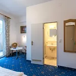 Hotel Garni Almenrausch Und Edelweiss