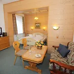 Garni Almenrausch Und Edelweiss Hotel Garmisch-Partenkirchen