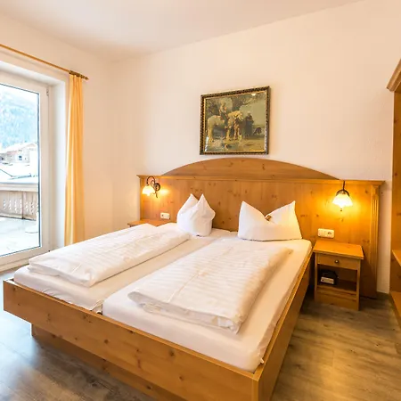 Garni Almenrausch Und Edelweiss Hotel