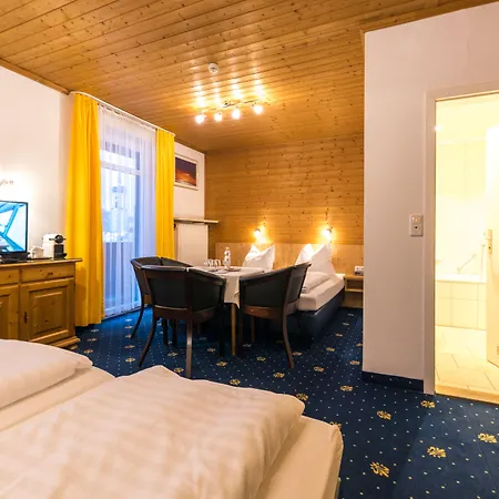 Garni Almenrausch Und Edelweiss Garmisch-Partenkirchen