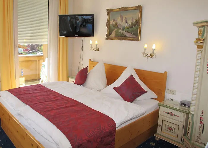 Hotel Garni Almenrausch Und Edelweiss Garmisch-Partenkirchen