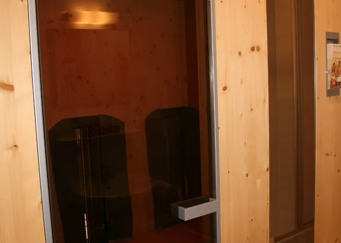 Garni Almenrausch Und Edelweiss Hotel 3*