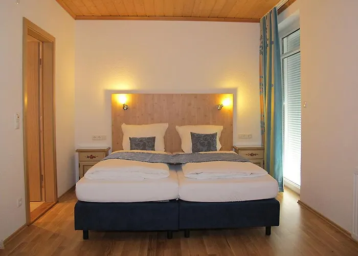 Garni Almenrausch Und Edelweiss Hotel