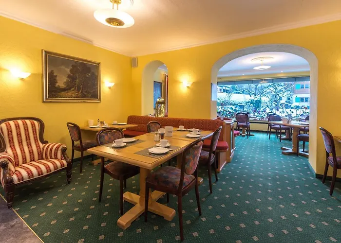 Garni Almenrausch Und Edelweiss Hotel 3*